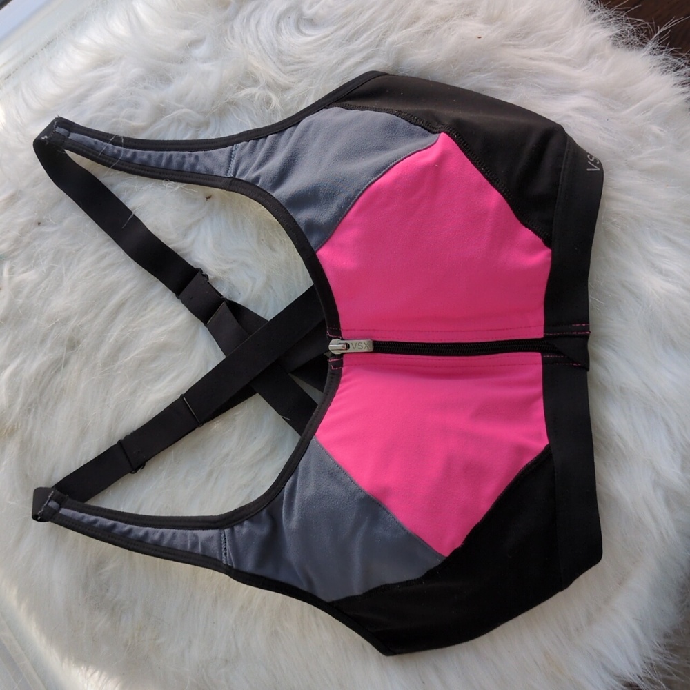 VSX Front Close Sports Bra